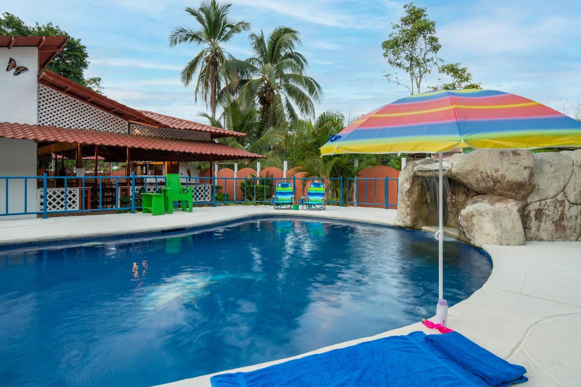 Casa Blanca Beachfront House With Shared Pool Access Pangea Lodge Puerto Manzanillo Exterior foto