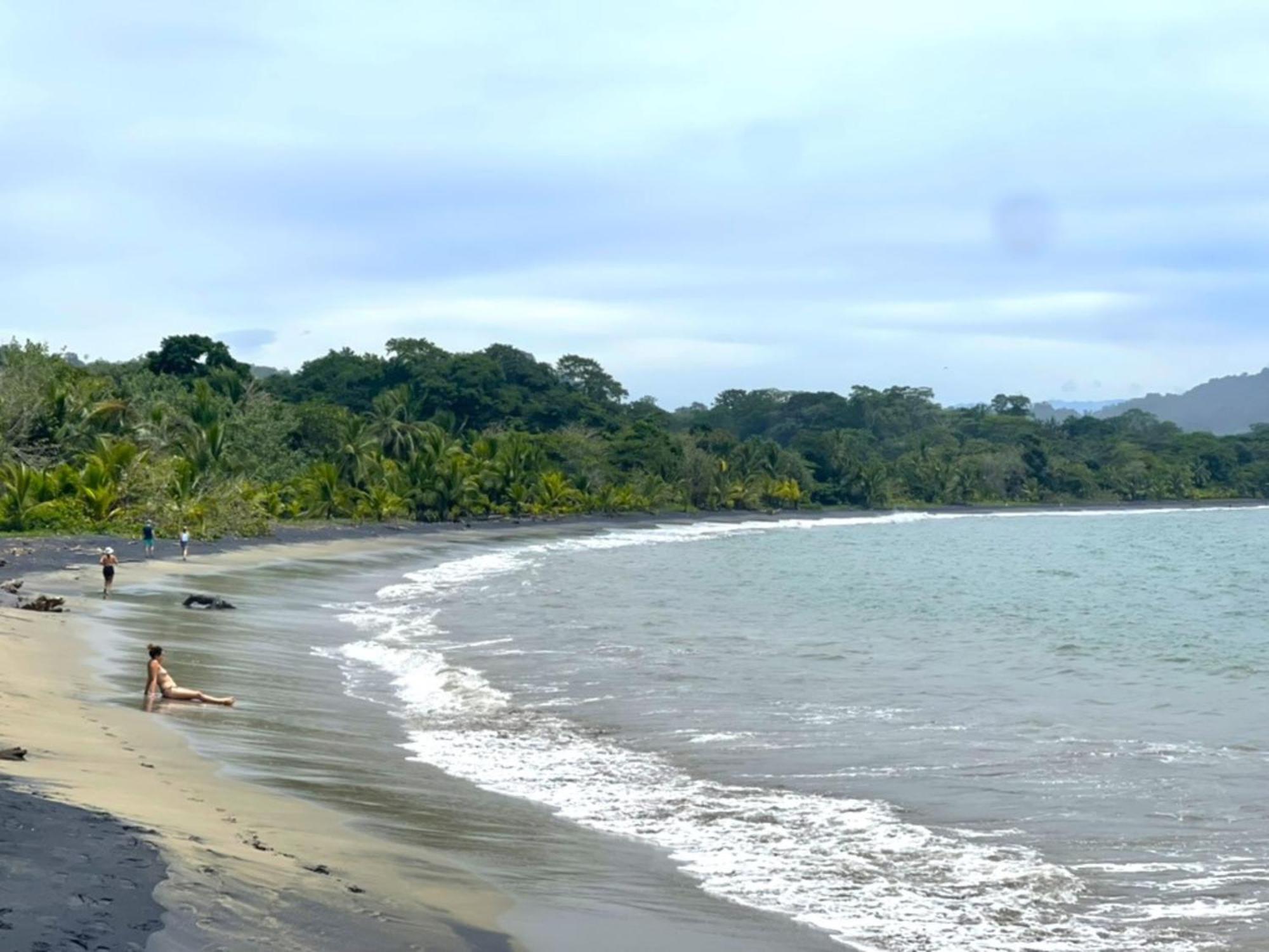 Casa Blanca Beachfront House With Shared Pool Access Pangea Lodge Puerto Manzanillo Exterior foto