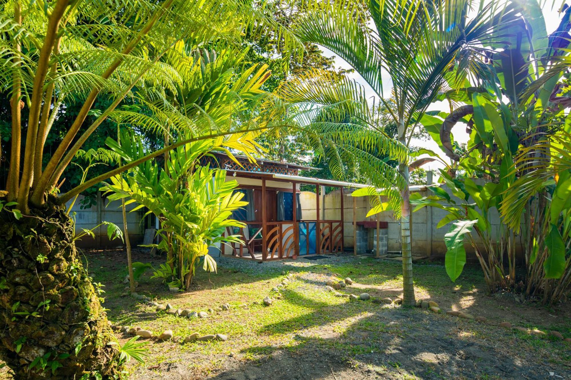 Casa Blanca Beachfront House With Shared Pool Access Pangea Lodge Puerto Manzanillo Exterior foto