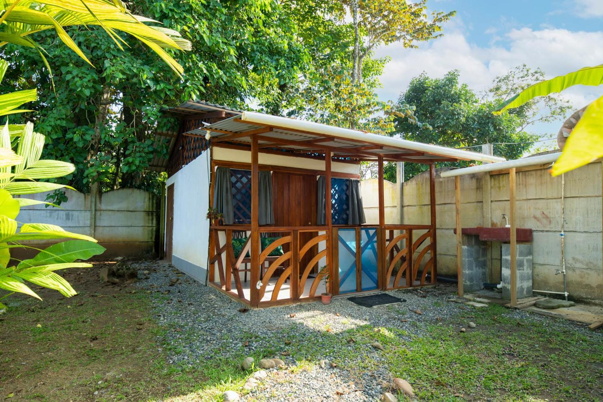 Casa Blanca Beachfront House With Shared Pool Access Pangea Lodge Puerto Manzanillo Exterior foto